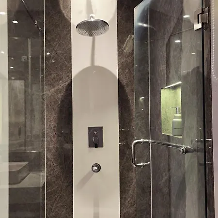 1O1 Urban Jakarta Thamrin-2
